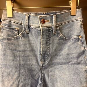 Light Wash High-Rise Denim Jeans - Classic Blue